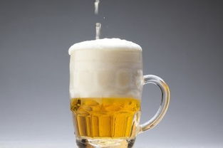 更年期女性預(yù)防子宮肌瘤 警惕這3個(gè)關(guān)鍵因素，尤其是酒精飲料